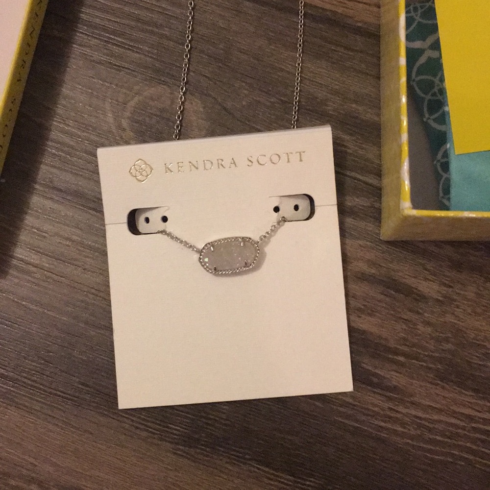 Kendra Scott Elisa Necklace